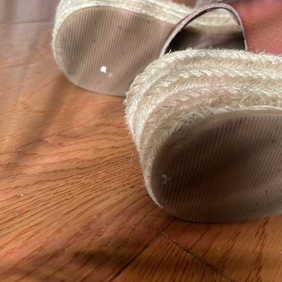 Tan Boho Espadrilles size 9 - Picture 3 of 6